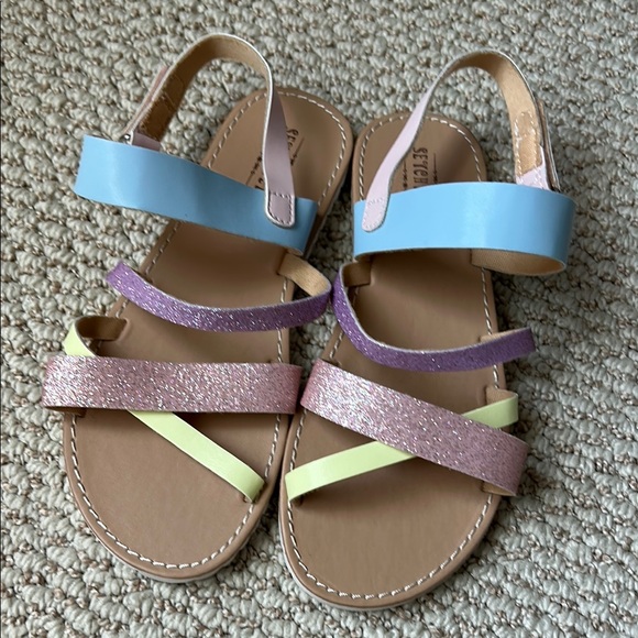 Seychelles Girl’s Sandals with Multicolor Pastel Straps - Picture 1 of 3